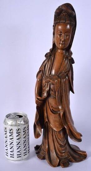 AN 18TH/19TH CENTURY CHINESE CARVED HARDWOOD FIGURE OF