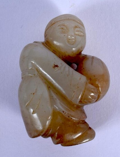 AN EARLY 20TH CENTURY CHINESE CARVED GREEN JADE FIGURE