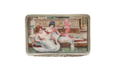 AN EARLY 20TH CENTURY GERMAN 800 STANDARD SILVER AND ENAMEL EROTIC SNUFF BOX