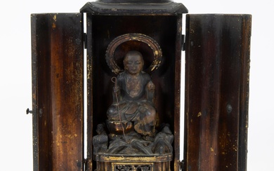Antique Japanese Zushi altar with two arahants and Buddha, 18th/19th century EDO period
