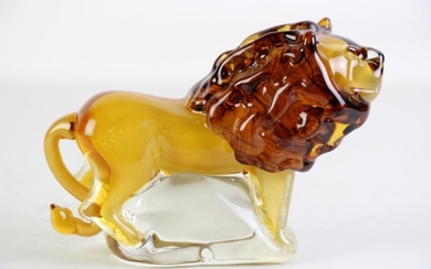 Art Glass Lion (H 15cm L 22cm)