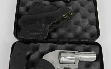 BOXED CHARTER ARMS BULL DOG REVOLVER