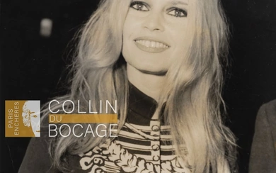 BRIGITTE BARDOT Portait de Brigitte Bardot. 1968 Tirage argentique d'époque par Robert Cohen. 23,7 x...