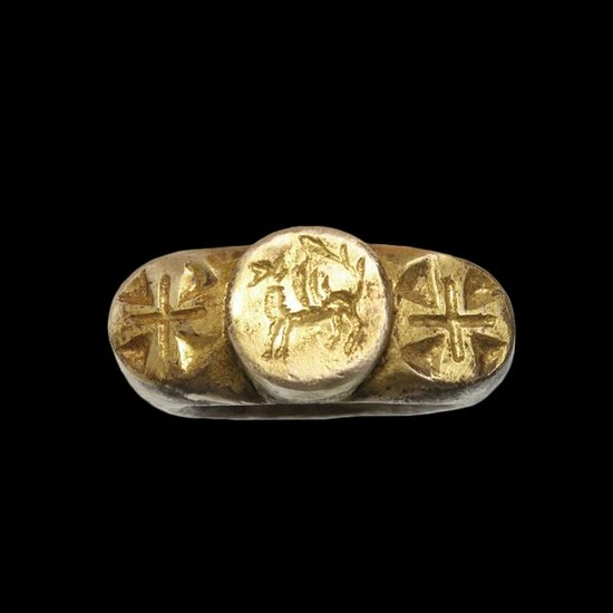 Byzantine Gilt Silver Ring, Winged Lion and Crosses, c.