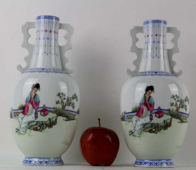 CHINESE 10.5" FINE TWIN HANDLED CABINET VASES