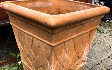 Cast Lattice Motif Garden Outdoor Planter Pot