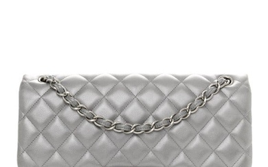 Chanel Metallic Lambskin Quilted Jumbo Double Flap Silver