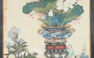 Chine, XVIIIe siècle, Importante peinture à l’encre et couleurs sur soie à décor d’objets mobiliers...