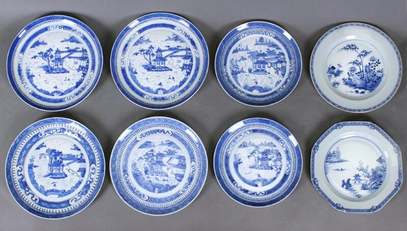Chinese Blue & White Ware: Plates (18th - 20th Century)