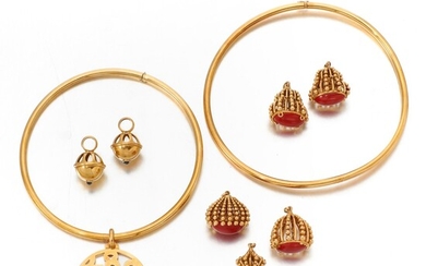 Collection of gold and coral jewels (Collezione di gioielli in oro e corallo)