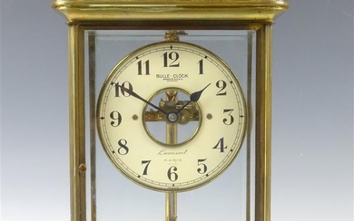 (-), Franse Bulle Clock met elektrisch uurwerk in...