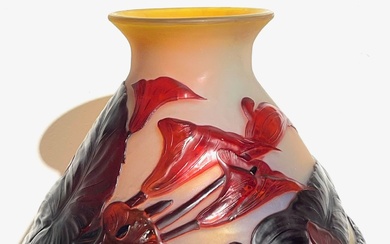 GALLE – Exceptionnel Vase aux ARUMS Important... - Lot 142 - Lux-Auction