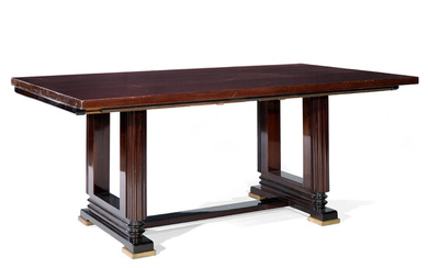 GAUTHIER-POINSIGNON Table de salle manger structure en acajou verni, pitement...