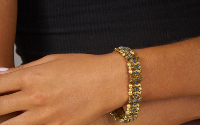 GOLD AND SAPPHIRE BRACELET