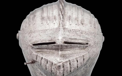 Geschlossener Helm mit maximilianischen Dekor, süddeutsch um 1520.