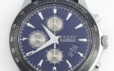 Gucci - Chronograph - Ref:126.2 - Men - 2011-present