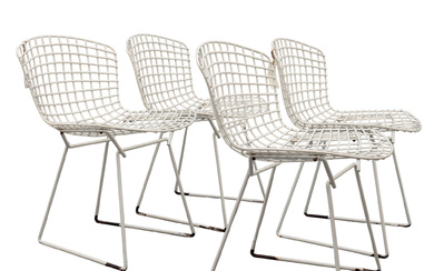 HARRY BERTOIA. Set of four “Side” chairs.