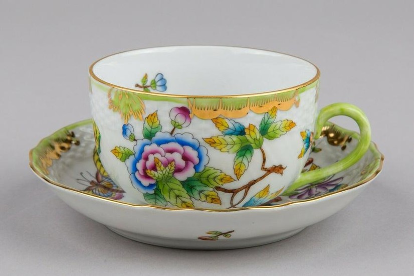 Herend Queen Victoria Tea Cup with Saucer 1726/VBO I.