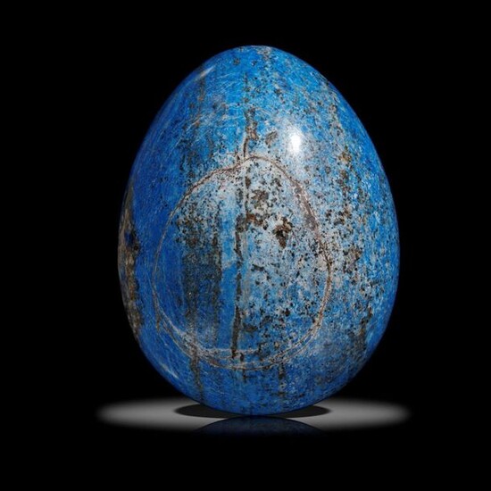 Interior Design/Minerals: A blue jean Lapis lazuli egg
