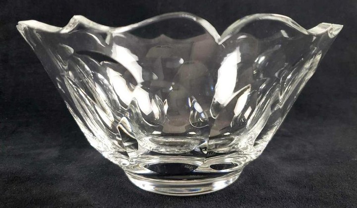 JOSAIR Crystal Cartier Cut Petal Form Bowl