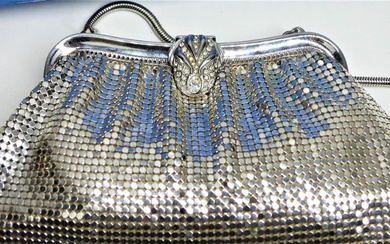 Large Vintage whiting Davis mesh bag silver with chain handle