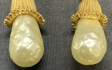 Lot 3 Gold Tn Faux Pearl Pendants & Earrings