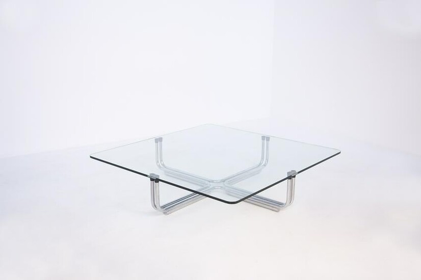 Low table by Gianfranco Frattini 1970