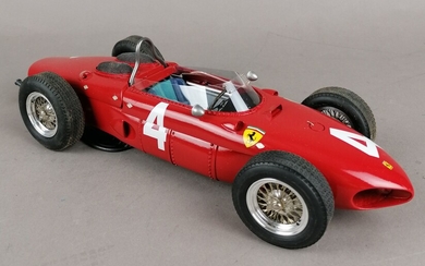M.G. Model Plus - Ferrari, échelle 1/12 - en l'état