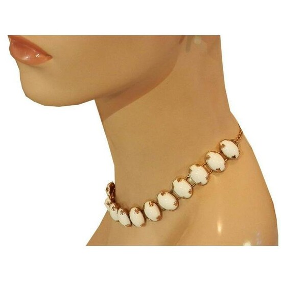 Mid-century White Thermoset Necklace