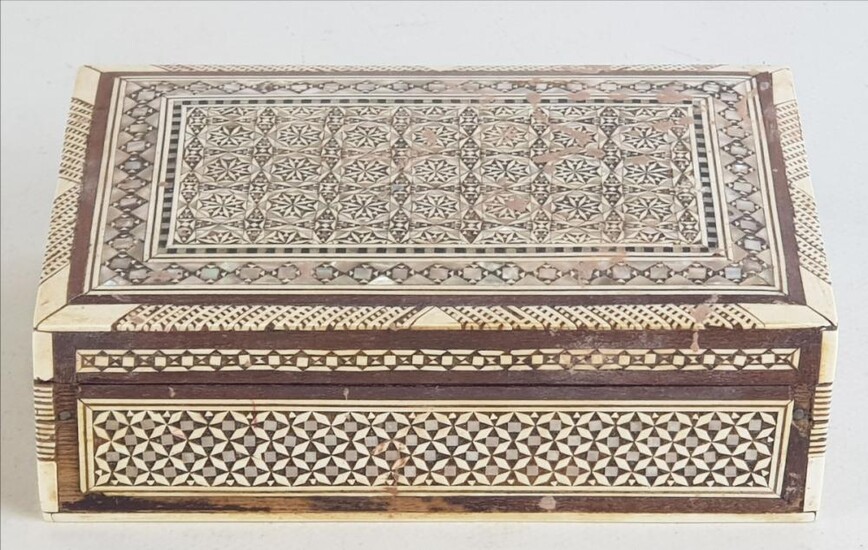Mother-of-Pearl Inlaid Indian Jewellery Box