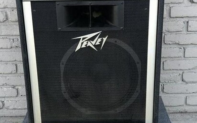 PEAVEY KB 300 AMPLIFIER, WORKING, FROM ESTATE COLLECTON