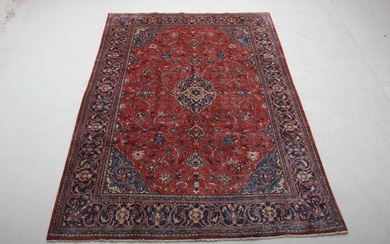 Persian Mahal carpet, 310 x 205 cm