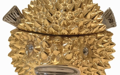 Production italienne 70. Composteur façonné en couleur or avec des détails en argent. 35x22x20 cm...