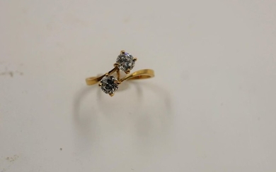 Ring "you and me" in 18k yellow gold...