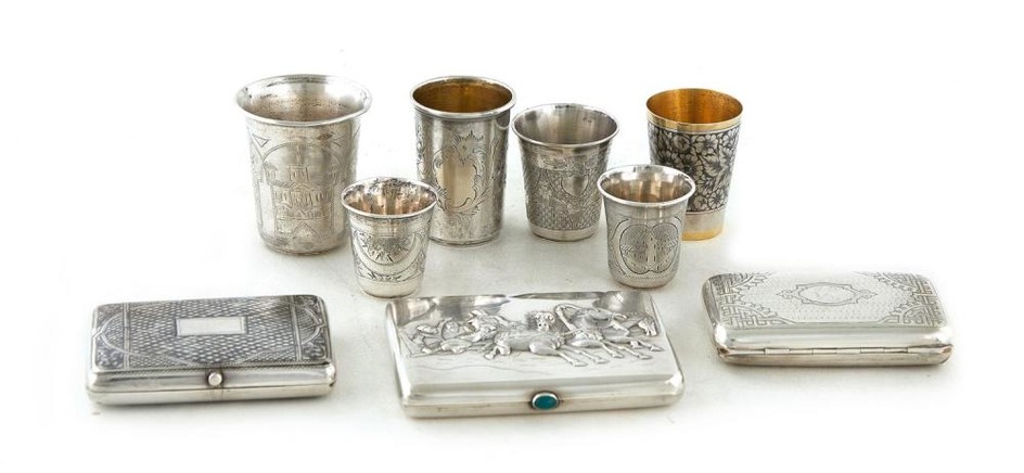 Russian silver beakers and cases (9pcs)