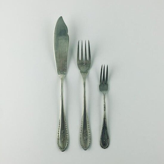 Set of cutlery in 800 silver