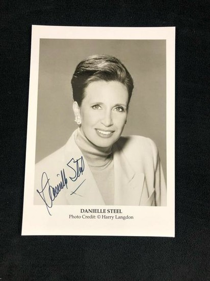 Signed Photograph and Letter from Danielle Steel