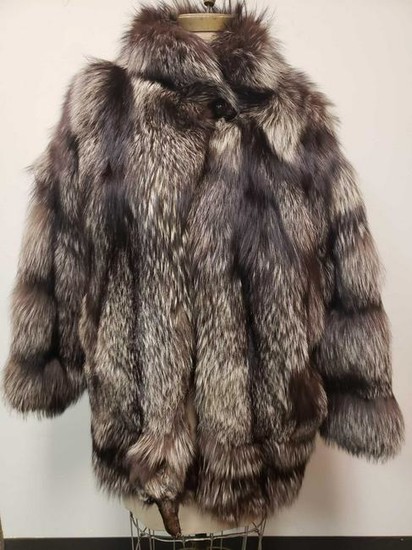 Silver Fox Fur Coat with Head