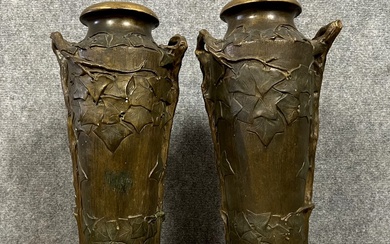 Très Grande Paire De Vases En Terre Cuite époque Art Nouveau