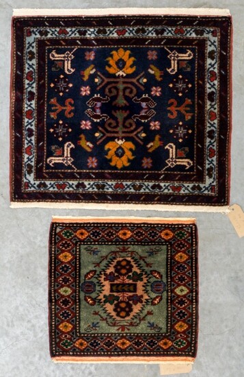 Twee Kaukasische tapijtjes Eriwan, 60 x 56 cm