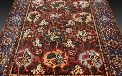 Unique collectible Karabagh rug - 6.5 x 4.4