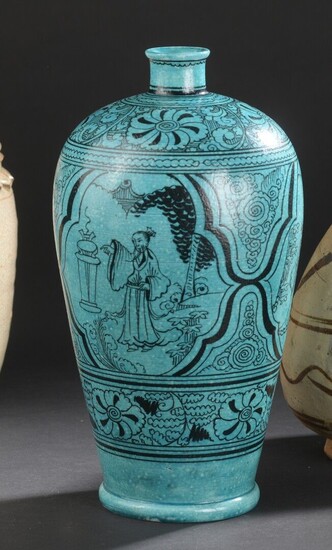 Vase Meiping en porcelaine turquoise Chine... - Lot 42 - Daguerre