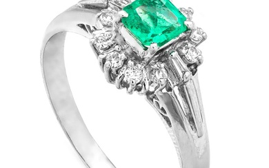 0.51 tcw Colombian Emerald Ring Platinum - Ring - 0.36 ct Emerald - 0.15 ct Diamonds - No Reserve Price