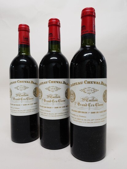 10 bouteilles CHÂTEAU CHEVAL BLANC 1978 1er GCC (A) Saint Emilion (5 base goulot