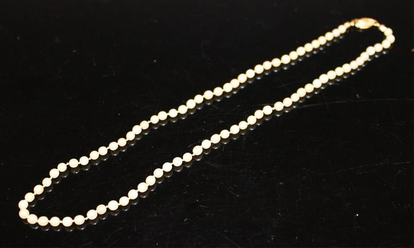 14KT LADIES PEARL NECKLACE