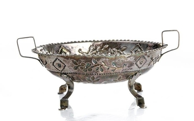 17th/18th C SILVER FOOTED BRANDY BOWL, 123g