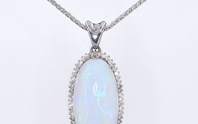 18 kt. White gold - Necklace - 36.00 ct Opal - Diamonds