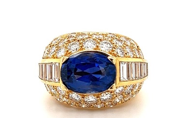 18 kt. Yellow gold - Ring - 6.83 ct Sapphire - Diamonds
