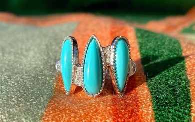 18k Turquoise & Diamond Fashion Ring