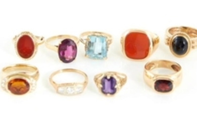 Gold, gemstone and diamond rings (9pcs)